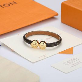 Picture of LV Bracelet _SKULVbracelet06cly14310811